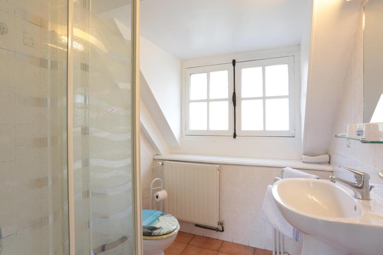 Restaurant & Chambres D'Hotes L'Eau Vive Fatouville-Grestain 외부 사진